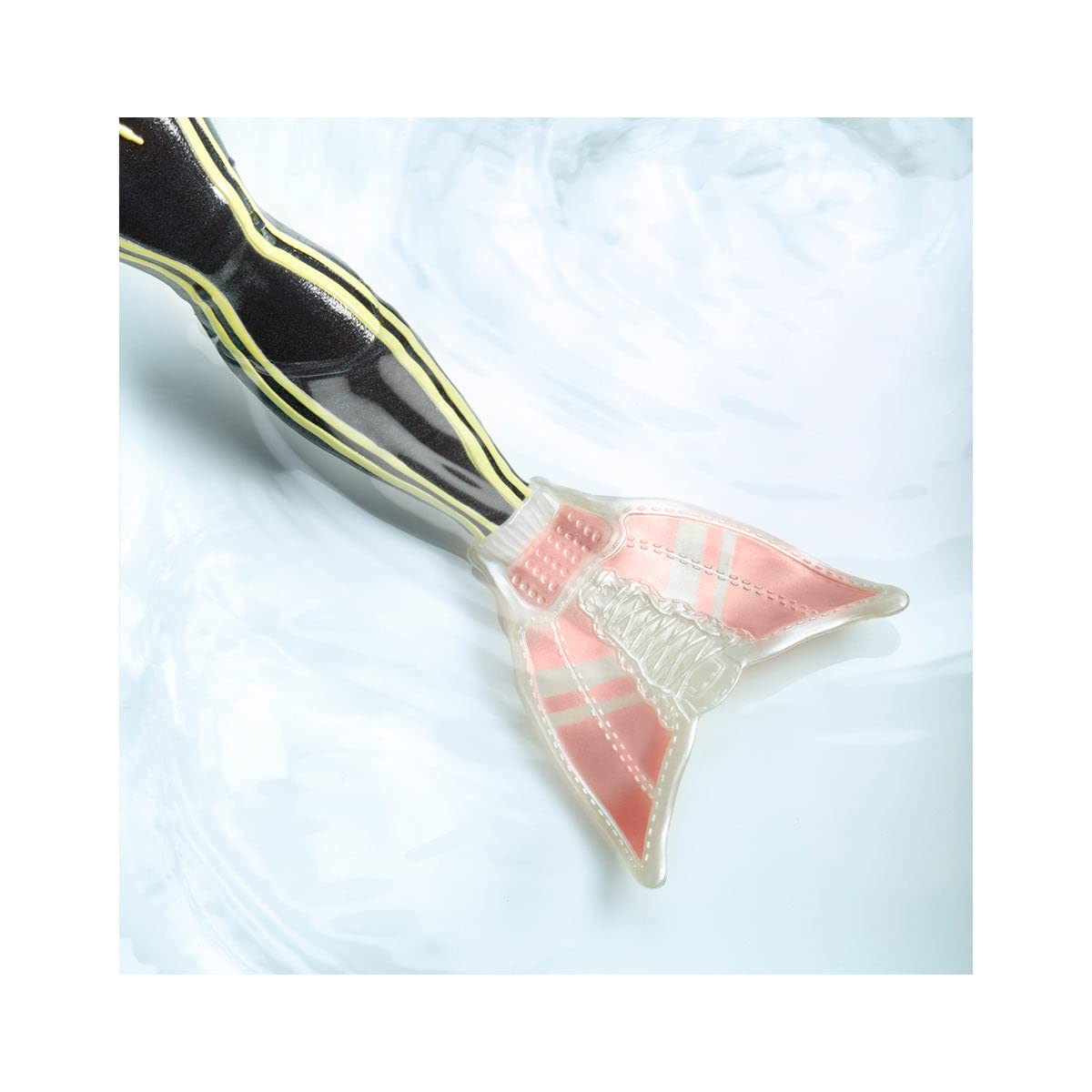 MERMAZE MERMAIDZ Jordie Color Change Fashion Doll, Stylish Hair & Tail, Poseable, Ages 4-12, 580836 , 13.5 Inch - Image 5